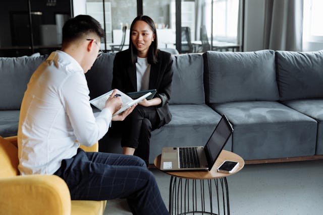 two-people-meeting